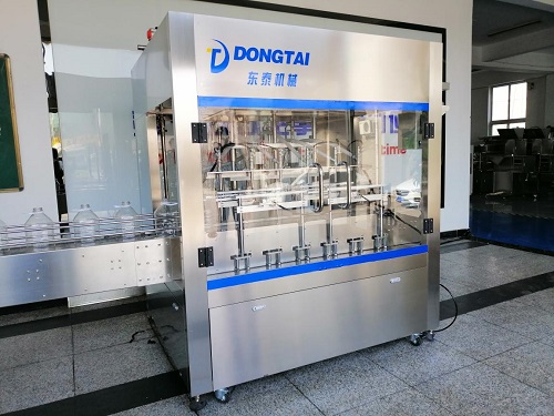 食用油灌裝機因細節而受歡迎，山東東泰為其助力